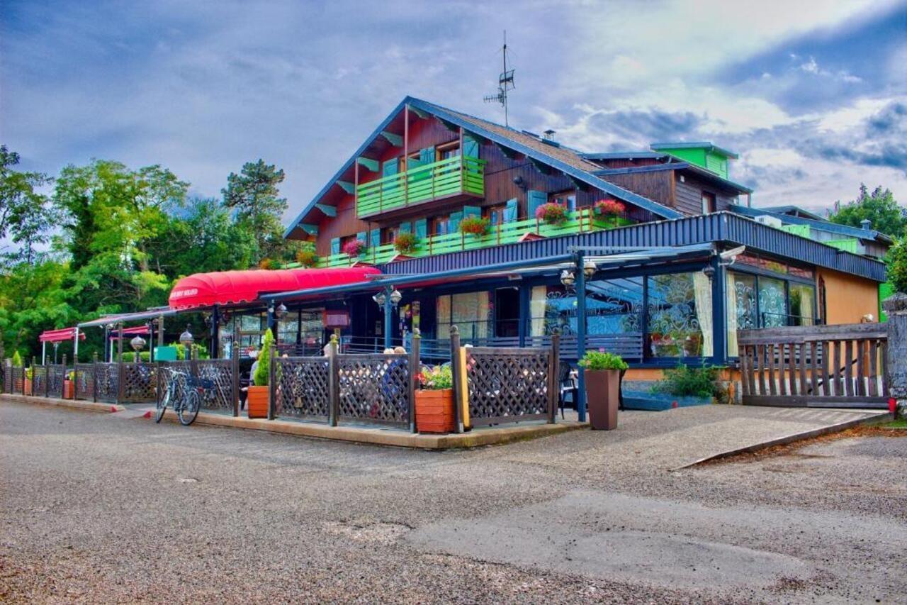 Logis Hotel Restaurant Le Chalet Du Mont Roland Sampans 외부 사진