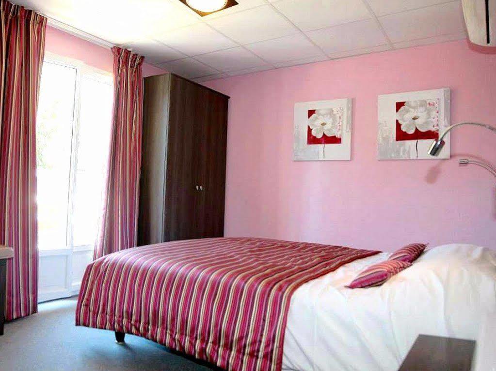 Logis Hotel Restaurant Le Chalet Du Mont Roland Sampans 외부 사진