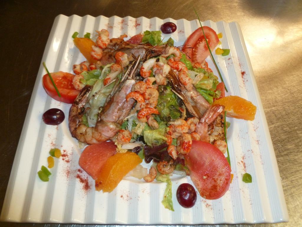 Logis Hotel Restaurant Le Chalet Du Mont Roland Sampans 외부 사진